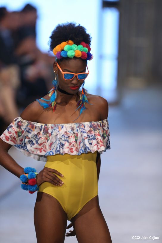 Segunda noche de pasarela en Nicaragua Diseña