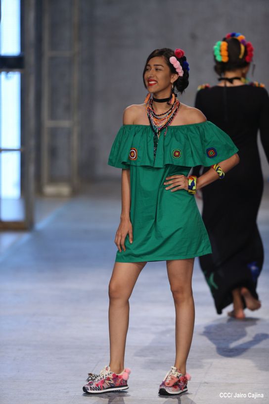 Segunda noche de pasarela en Nicaragua Diseña