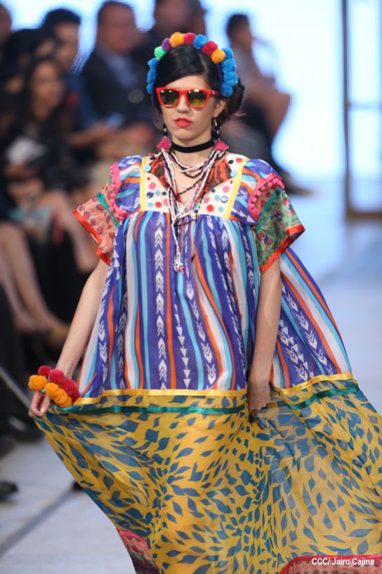 Segunda noche de pasarela en Nicaragua Diseña