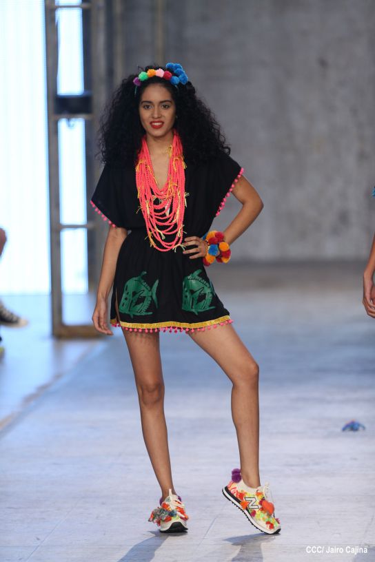 Segunda noche de pasarela en Nicaragua Diseña