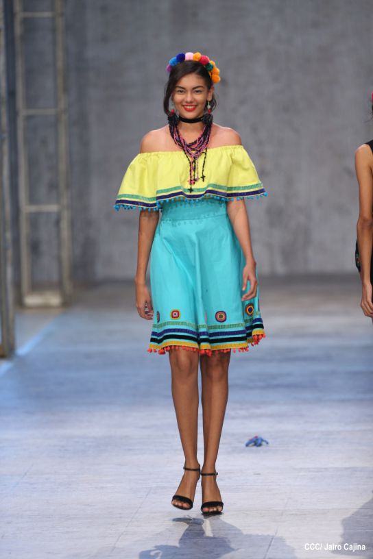 Segunda noche de pasarela en Nicaragua Diseña