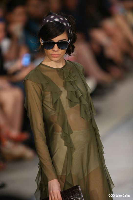 Segunda noche de pasarela en Nicaragua Diseña