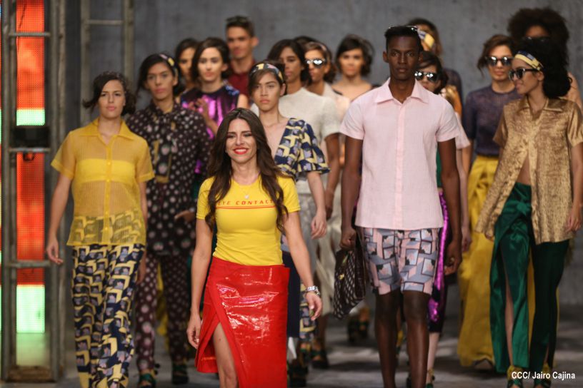 Segunda noche de pasarela en Nicaragua Diseña