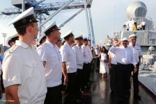 Daniel y Rosario despiden a tripulación de Buque Ruso "Moskva"