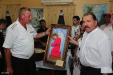 Daniel y Rosario despiden a tripulación de Buque Ruso "Moskva"