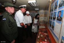 Daniel y Rosario despiden a tripulación de Buque Ruso "Moskva"