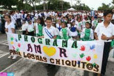Desfiles escolares en Avenida Bolívar