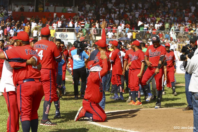 Dantos ganan Final del Pomares 2016