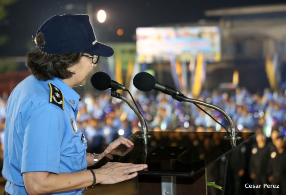Presidente Daniel entrega nuevas unidades de transporte a la Policía Nacional para fortalecer la Seguridad de las Familias Nicaragüenses