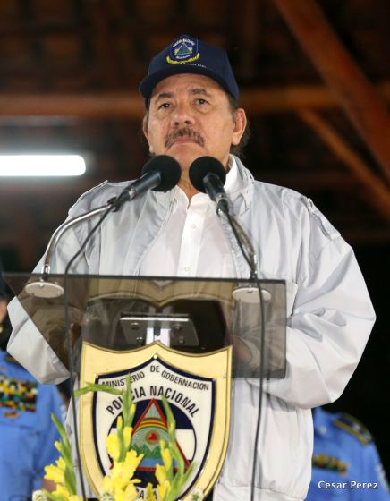 Presidente Daniel entrega nuevas unidades de transporte a la Policía Nacional para fortalecer la Seguridad de las Familias Nicaragüenses