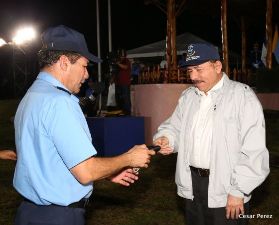 Presidente Daniel entrega nuevas unidades de transporte a la Policía Nacional para fortalecer la Seguridad de las Familias Nicaragüenses