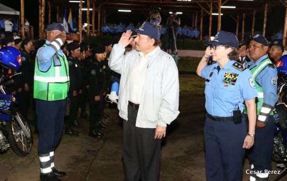 Presidente Daniel entrega nuevas unidades de transporte a la Policía Nacional para fortalecer la Seguridad de las Familias Nicaragüenses