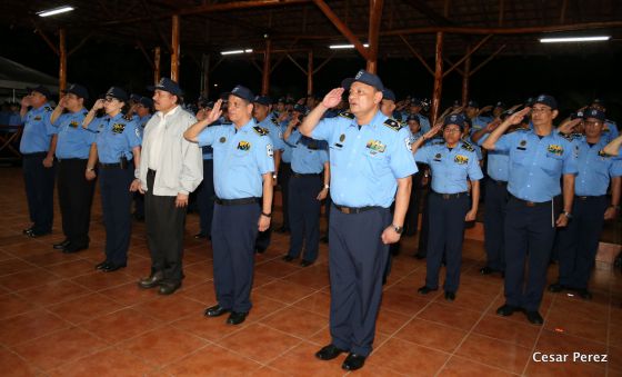Presidente Daniel entrega nuevas unidades de transporte a la Policía Nacional para fortalecer la Seguridad de las Familias Nicaragüenses