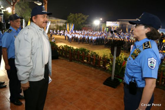 Presidente Daniel entrega nuevas unidades de transporte a la Policía Nacional para fortalecer la Seguridad de las Familias Nicaragüenses