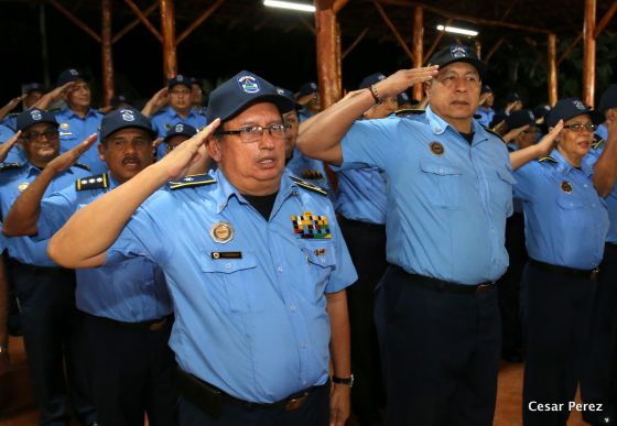 Presidente Daniel entrega nuevas unidades de transporte a la Policía Nacional para fortalecer la Seguridad de las Familias Nicaragüenses