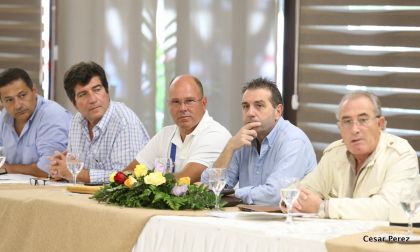 Autoridades nicaragüenses se reúnen con invitados y expertos electorales