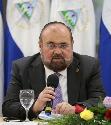 Autoridades nicaragüenses se reúnen con invitados y expertos electorales