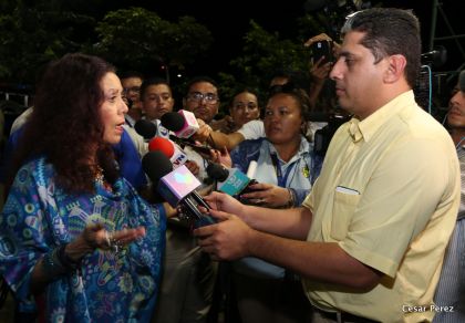 Daniel y Rosario ejercen su derecho al voto