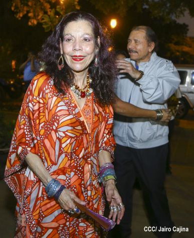 Daniel y Rosario conmemoran el 40 Aniversario del Tránsito a la Inmortalidad del Comandante Carlos Fonseca