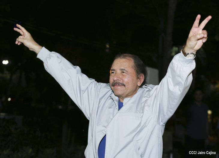 Daniel y Rosario conmemoran el 40 Aniversario del Tránsito a la Inmortalidad del Comandante Carlos Fonseca