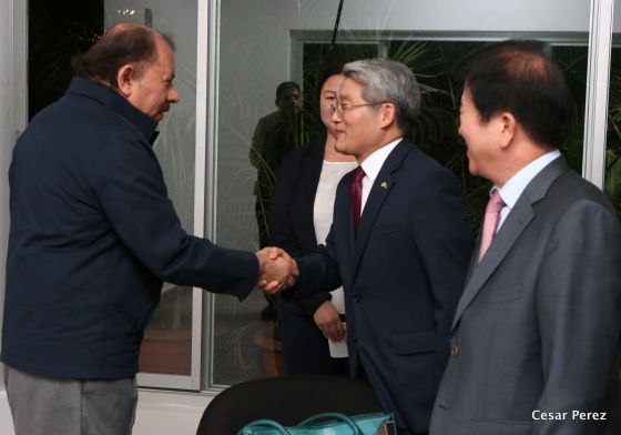 Presidente Daniel se reúne con el Vicepresidente de la Asamblea Nacional de Corea, Sr. Byeong-Seung Park