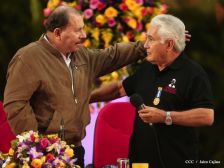 Daniel y Rosario conmemoran 35 aniversario del Asalto al Palacio Nacional