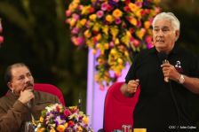 Daniel y Rosario conmemoran 35 aniversario del Asalto al Palacio Nacional