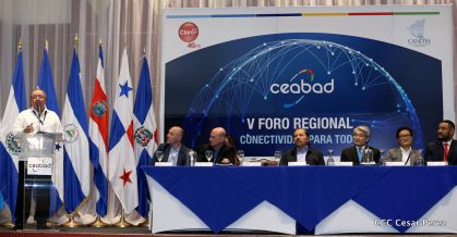 Presidente Daniel clausura V Foro Regional "Conectividad para Todos" del CEABAD
