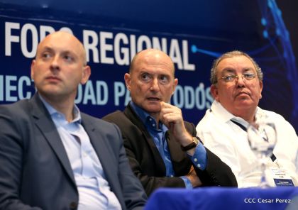 Presidente Daniel clausura V Foro Regional "Conectividad para Todos" del CEABAD