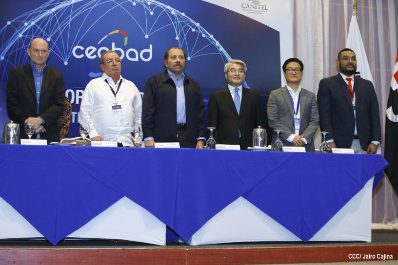 Presidente Daniel clausura V Foro Regional "Conectividad para Todos" del CEABAD