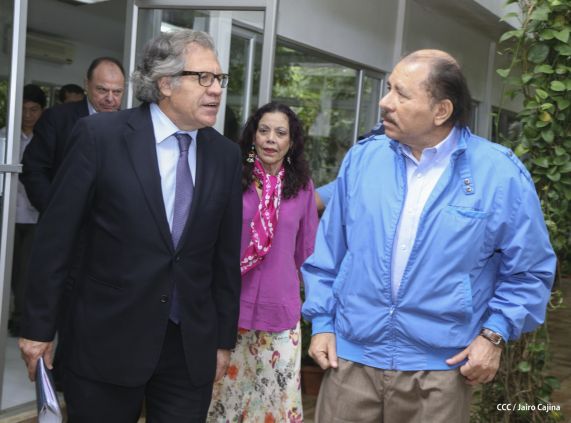 Presidente Daniel y Compañera reciben al Secretario General OEA, Luis Almagro