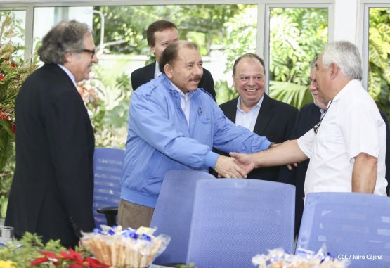 Presidente Daniel y Compañera reciben al Secretario General OEA, Luis Almagro