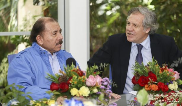 Presidente Daniel y Compañera reciben al Secretario General OEA, Luis Almagro