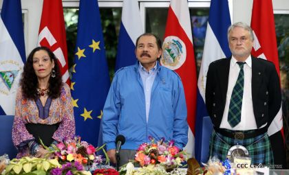 Daniel y Rosario reciben cartas credenciales de los Embajadores de la Unión Europea, Federación de Rusia y Costa Rica