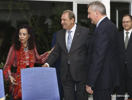 Daniel y Rosario se reúnen con Vice Primer Ministro de Rusia, Dmitri Rogozin