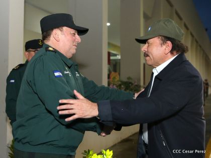 Daniel y Rosario presiden acto de graduación de cadetes del Ejército de Nicaragua