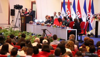 Daniel y Rosario presiden acto de graduación de cadetes del Ejército de Nicaragua