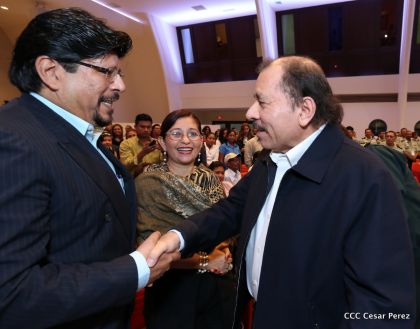 Daniel y Rosario presiden acto de graduación de cadetes del Ejército de Nicaragua