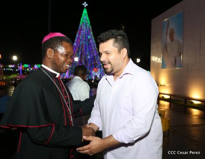 Daniel y Rosario inauguran el Museo San Juan Pablo II