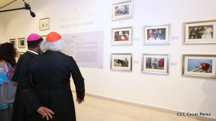 Daniel y Rosario inauguran el Museo San Juan Pablo II