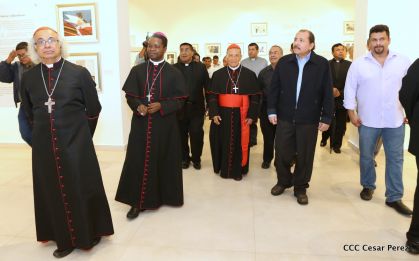 Daniel y Rosario inauguran el Museo San Juan Pablo II