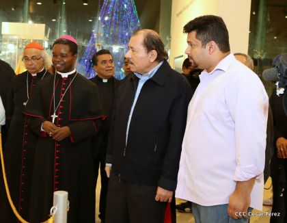 Daniel y Rosario inauguran el Museo San Juan Pablo II