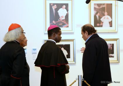 Daniel y Rosario inauguran el Museo San Juan Pablo II