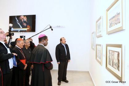 Daniel y Rosario inauguran el Museo San Juan Pablo II
