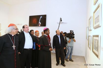 Daniel y Rosario inauguran el Museo San Juan Pablo II