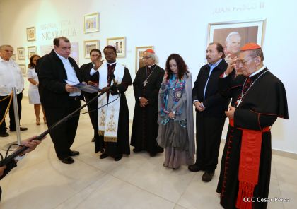 Daniel y Rosario inauguran el Museo San Juan Pablo II