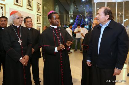 Daniel y Rosario inauguran el Museo San Juan Pablo II