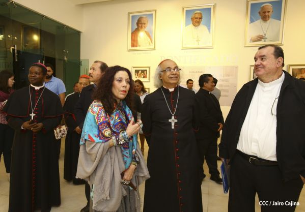 Daniel y Rosario inauguran el Museo San Juan Pablo II