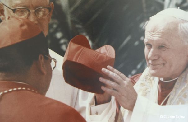 Daniel y Rosario inauguran el Museo San Juan Pablo II