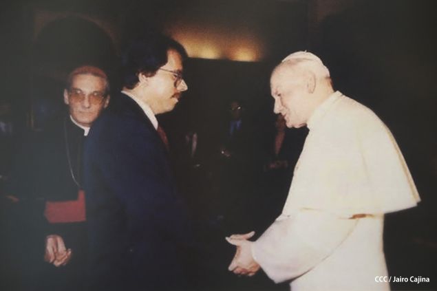 Daniel y Rosario inauguran el Museo San Juan Pablo II